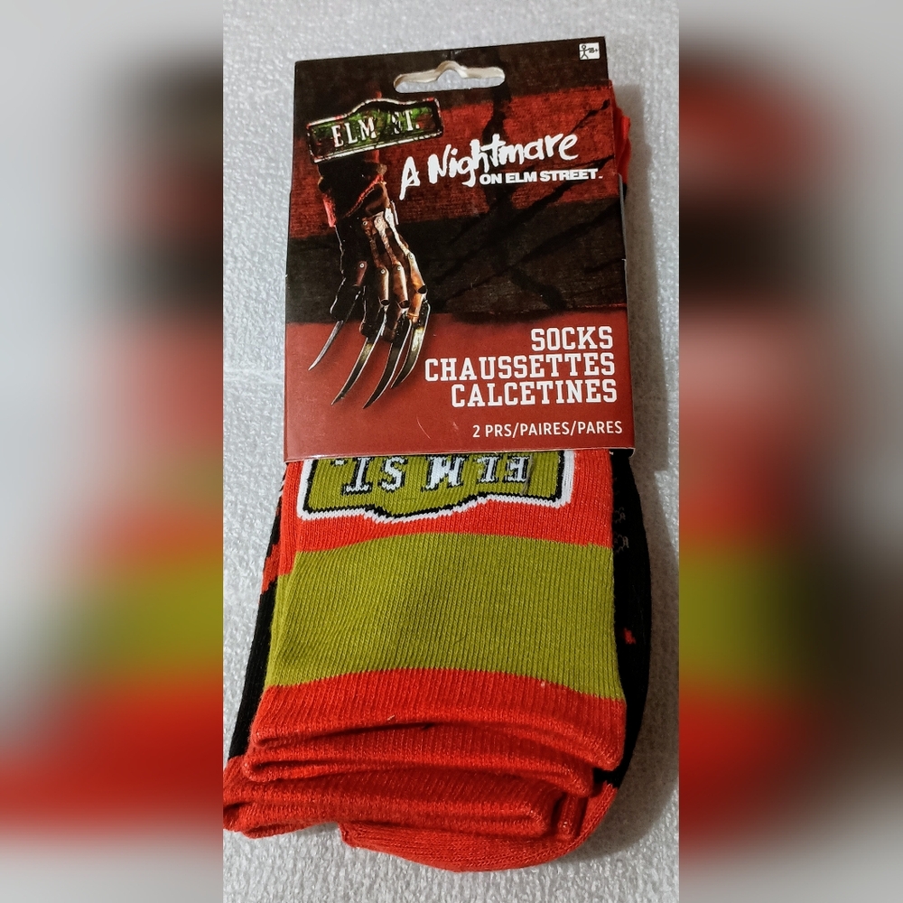 1 Pair Nightmare On Elm Street Freddy Cosplay Horror Socks OSFM WB New NOS 2022